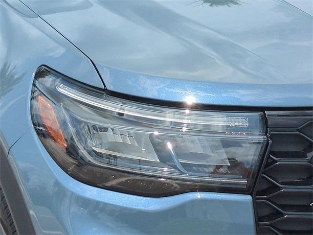 new 2025 Ford Explorer car, priced at $62,180