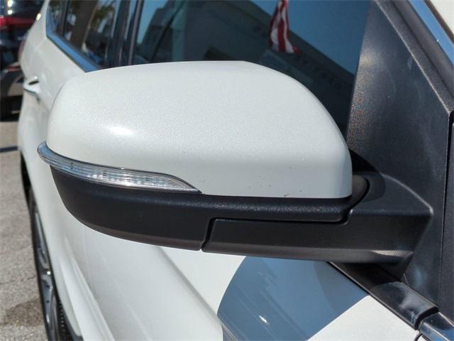 used 2023 Ford Edge car, priced at $19,905