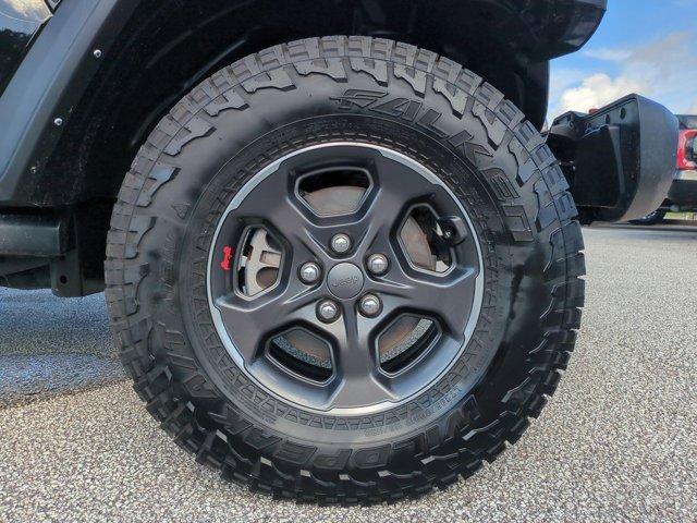 used 2023 Jeep Gladiator car, priced at $41,382