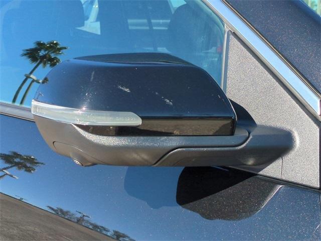 used 2025 GMC Acadia car, priced at $30,998