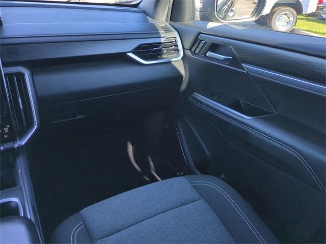 used 2025 GMC Acadia car, priced at $30,998