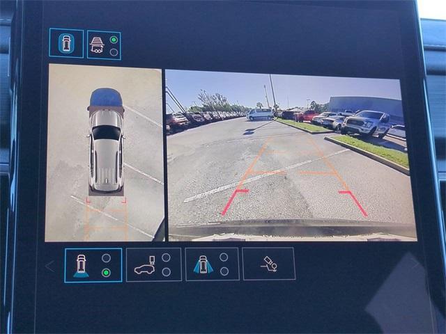 used 2025 GMC Acadia car, priced at $30,998