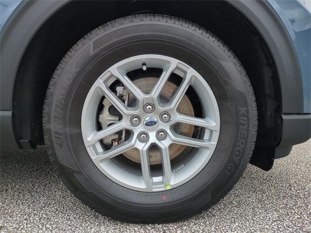 new 2025 Ford Explorer car, priced at $42,640