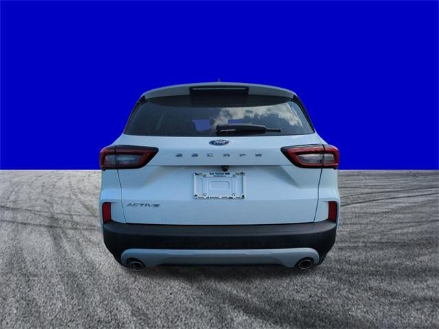 new 2025 Ford Escape car, priced at $30,990