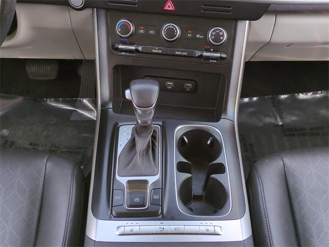 used 2022 Kia Carnival car, priced at $28,699