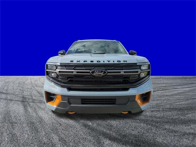 new 2025 Ford Expedition car, priced at $84,940