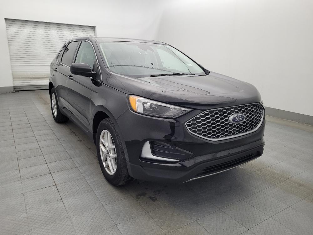 used 2024 Ford Edge car, priced at $25,795