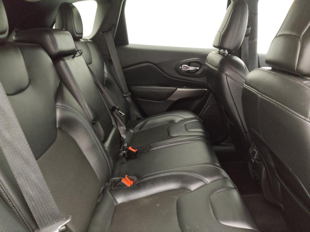 used 2020 Jeep Cherokee car, priced at $18,895
