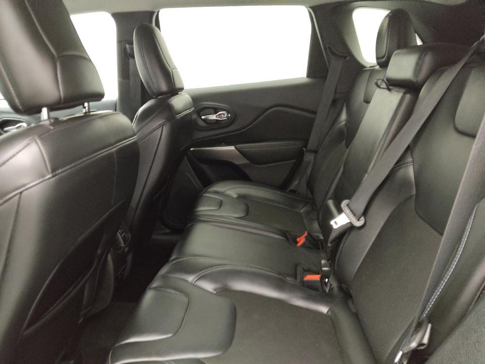 used 2020 Jeep Cherokee car, priced at $18,895