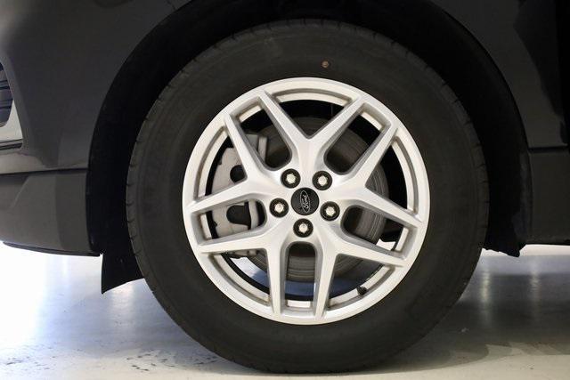 used 2024 Ford Edge car, priced at $25,825