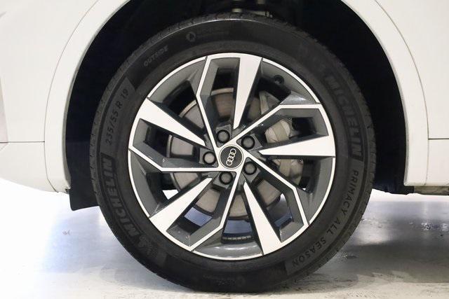 used 2022 Audi Q5 car, priced at $26,290