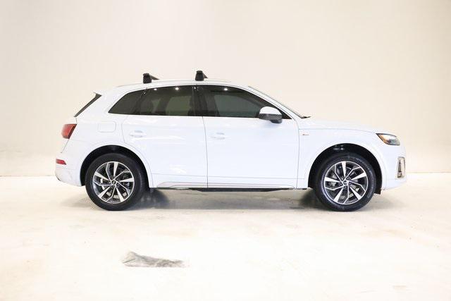 used 2022 Audi Q5 car, priced at $26,290