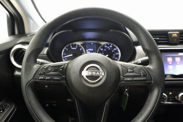 new 2023 Nissan Versa car