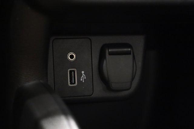 new 2023 Nissan Versa car