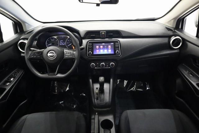 new 2023 Nissan Versa car