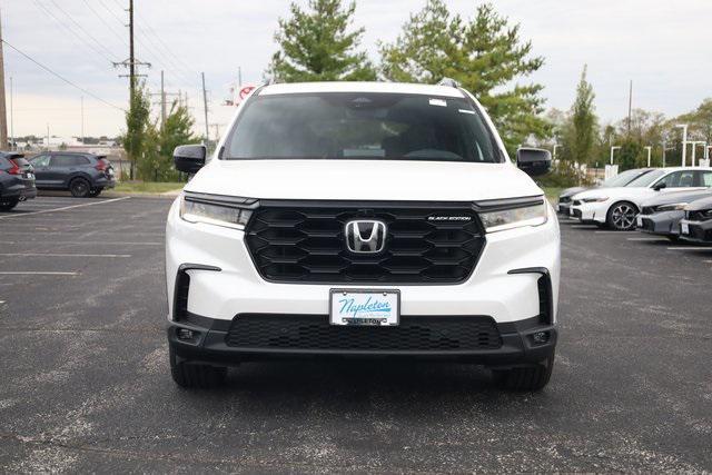 new 2025 Honda Pilot car, priced at $52,530