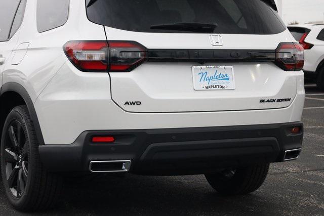 new 2025 Honda Pilot car, priced at $52,530