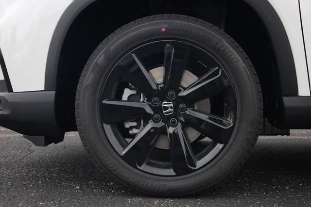 new 2025 Honda Pilot car, priced at $52,530