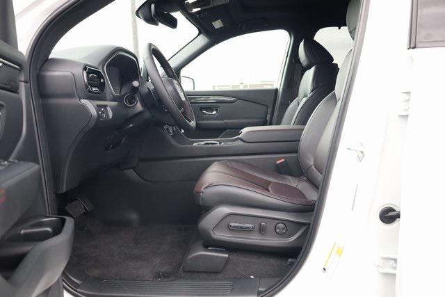 new 2025 Honda Pilot car, priced at $52,530