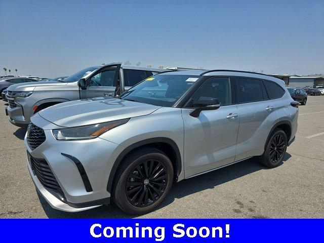 used 2024 Toyota Highlander car, priced at $43,000