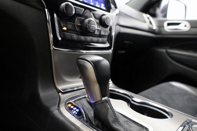 used 2022 Jeep Grand Cherokee car, priced at $28,990