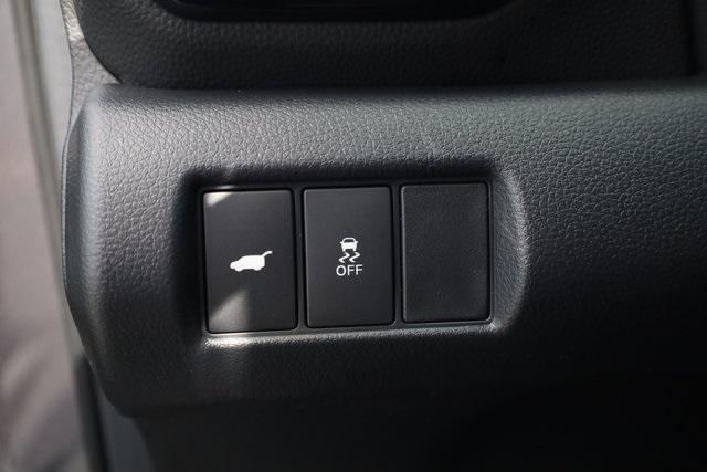 new 2025 Honda Pilot car, priced at $43,095