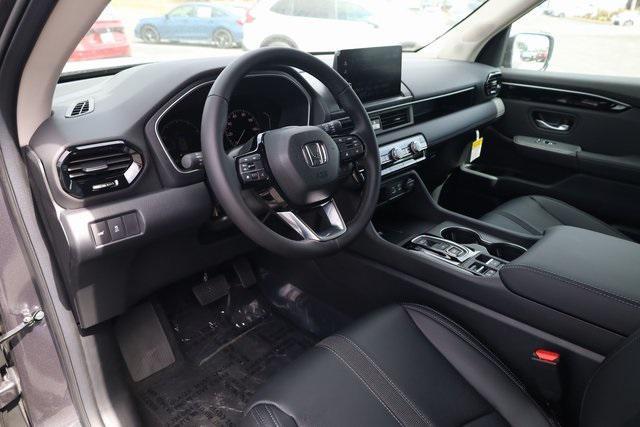 new 2025 Honda Pilot car, priced at $43,095