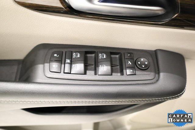 used 2023 Chrysler Pacifica Hybrid car, priced at $30,500