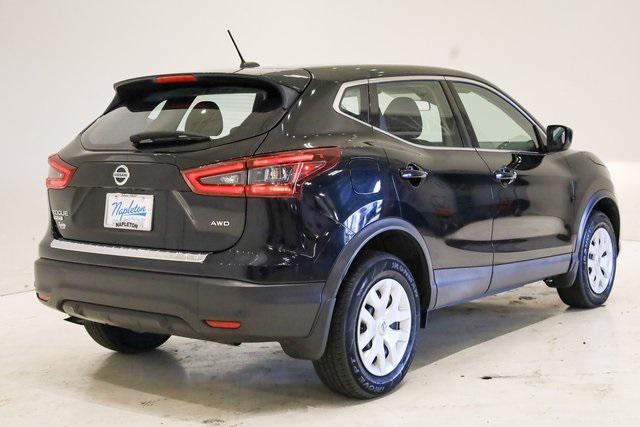 used 2020 Nissan Rogue Sport car, priced at $17,500