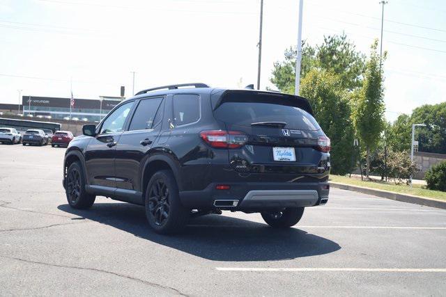 new 2025 Honda Pilot car, priced at $49,995