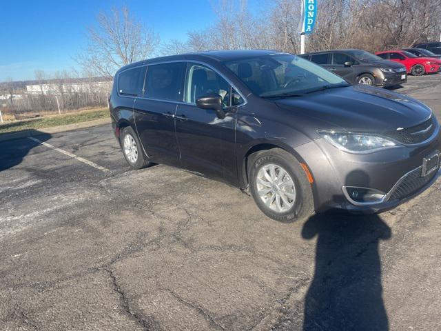 used 2018 Chrysler Pacifica car, priced at $16,990