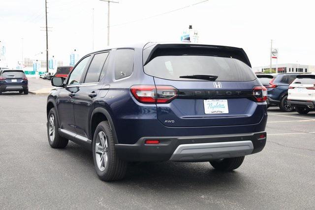 new 2025 Honda Pilot car, priced at $44,095