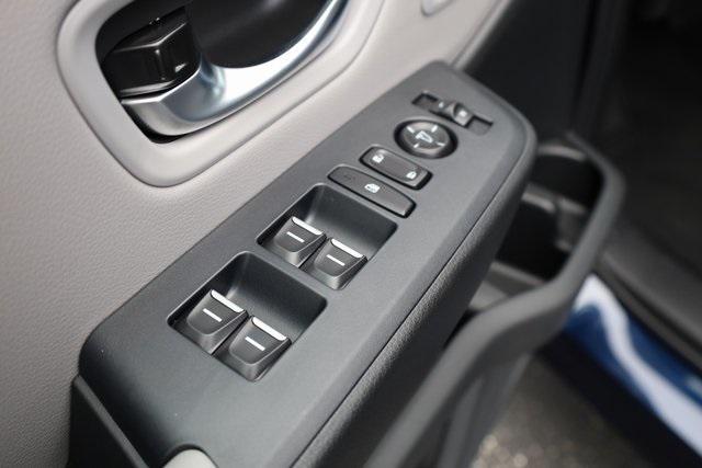 new 2025 Honda Pilot car, priced at $44,095