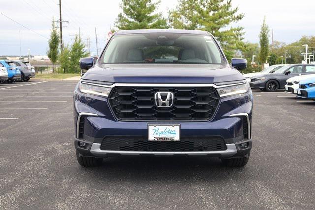 new 2025 Honda Pilot car, priced at $44,095