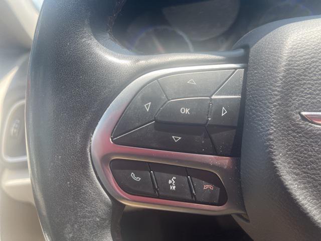 used 2020 Chrysler Pacifica car, priced at $20,500