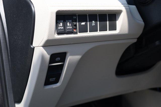 new 2026 Honda Odyssey car, priced at $41,290