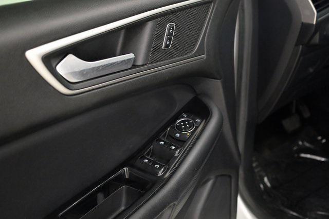 used 2015 Ford Edge car, priced at $10,900
