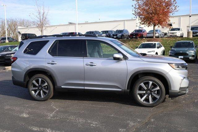 new 2025 Honda Pilot car, priced at $49,495