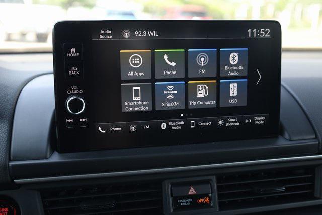 new 2025 Honda Pilot car, priced at $44,050