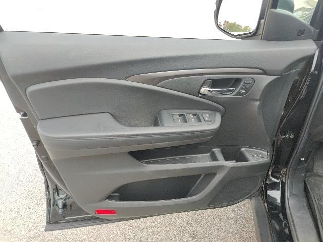 used 2022 Honda Pilot car, priced at $36,500