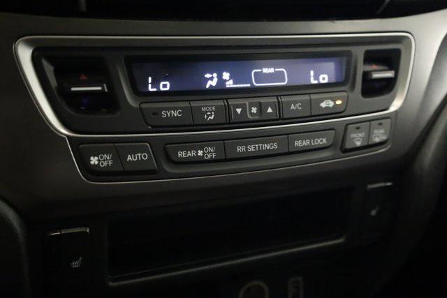 used 2022 Honda Pilot car, priced at $35,500