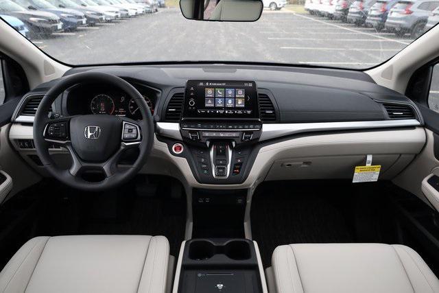 new 2026 Honda Odyssey car, priced at $41,290