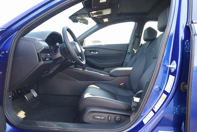 new 2025 Honda Accord Hybrid car, priced at $33,980