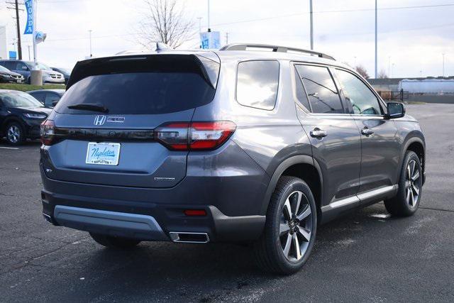 new 2025 Honda Pilot car, priced at $49,495