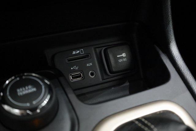 used 2014 Jeep Cherokee car, priced at $11,590