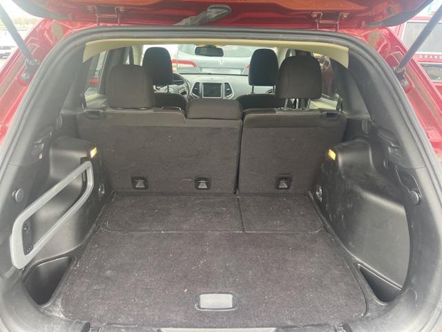 used 2014 Jeep Cherokee car, priced at $11,680