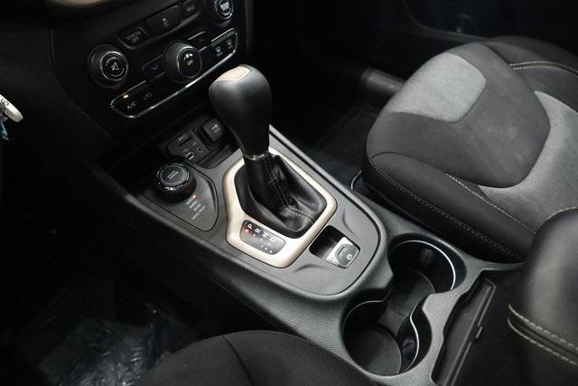 used 2014 Jeep Cherokee car, priced at $11,590
