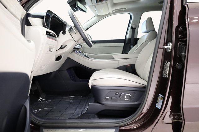 used 2024 Hyundai Palisade car, priced at $41,990
