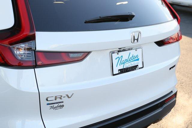 new 2025 Honda CR-V car, priced at $39,955