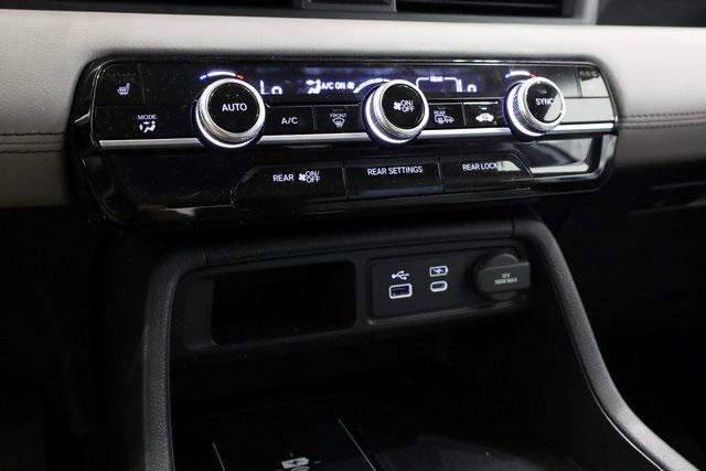 used 2024 Honda Pilot car, priced at $39,500